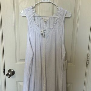 New York Laundry White Ruffled Blouse